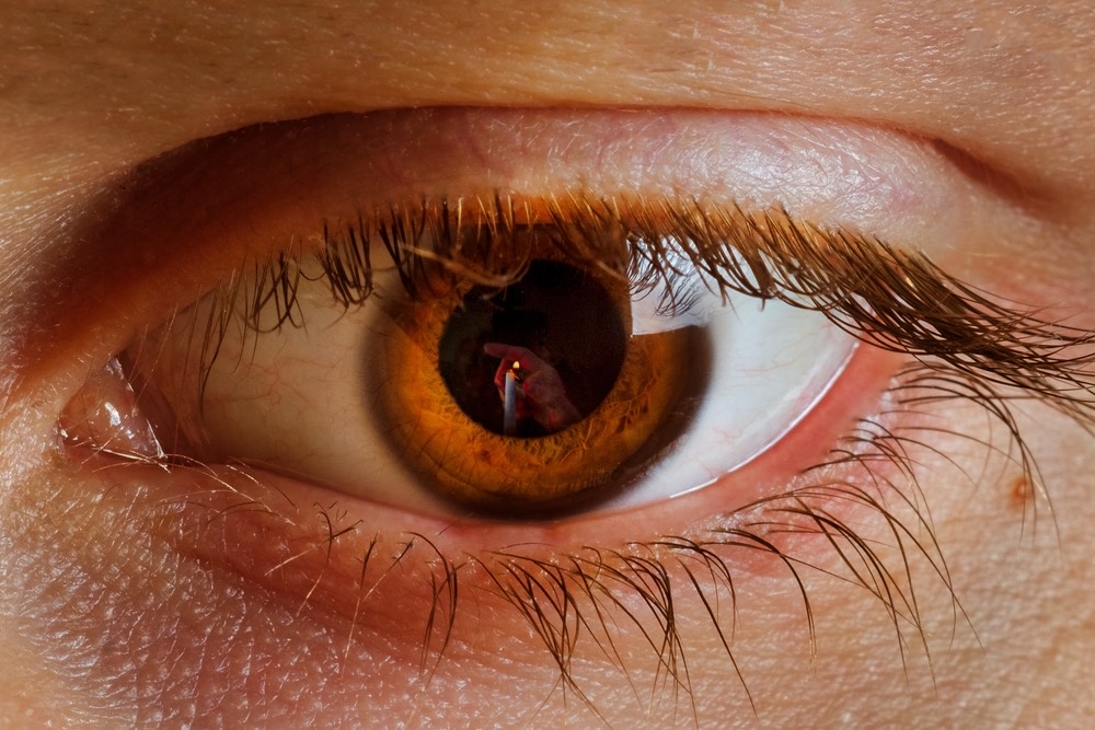 These 4 Habits Are Damaging Your Eyes