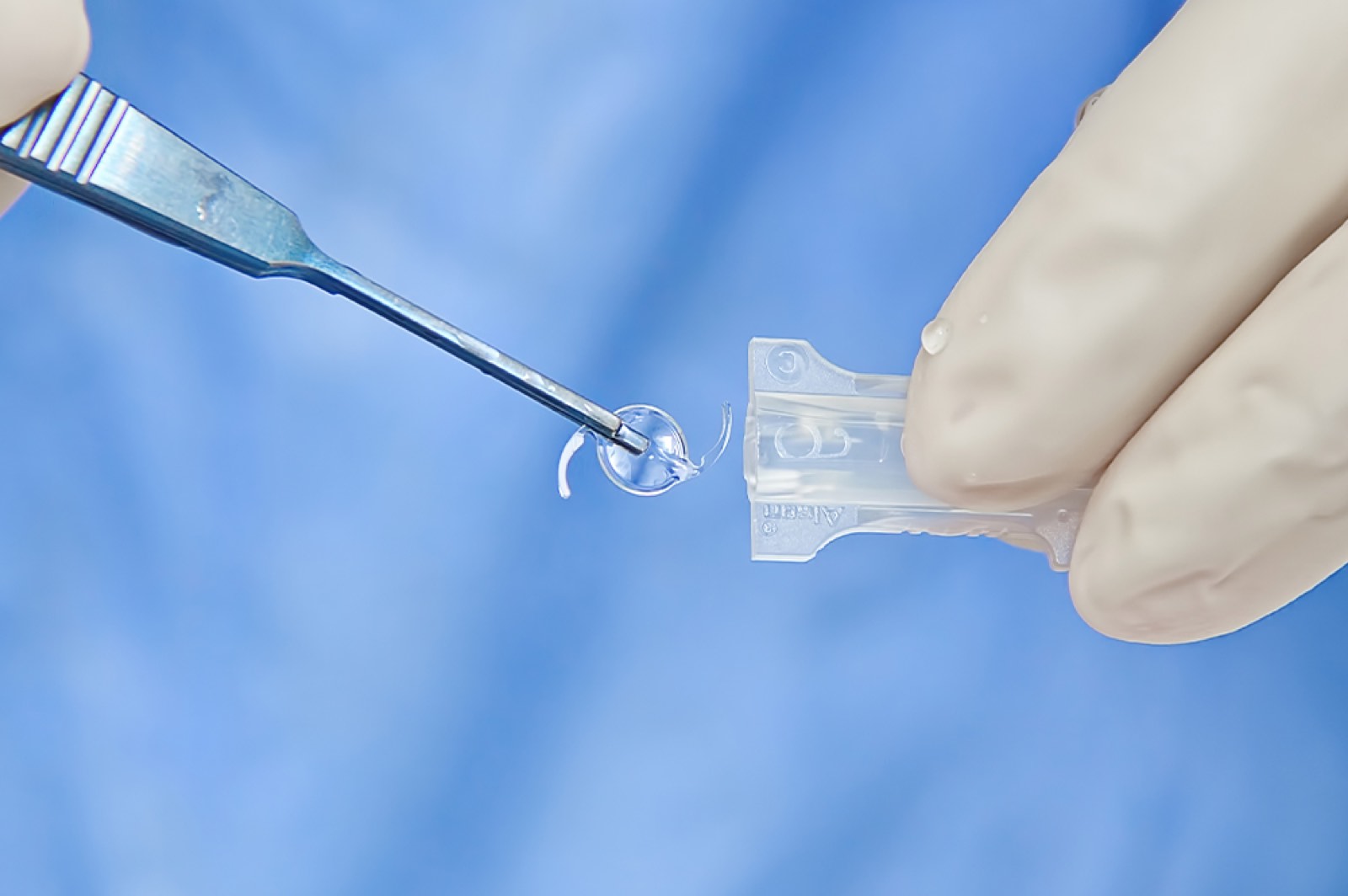 Intraocular Lenses: Vivity