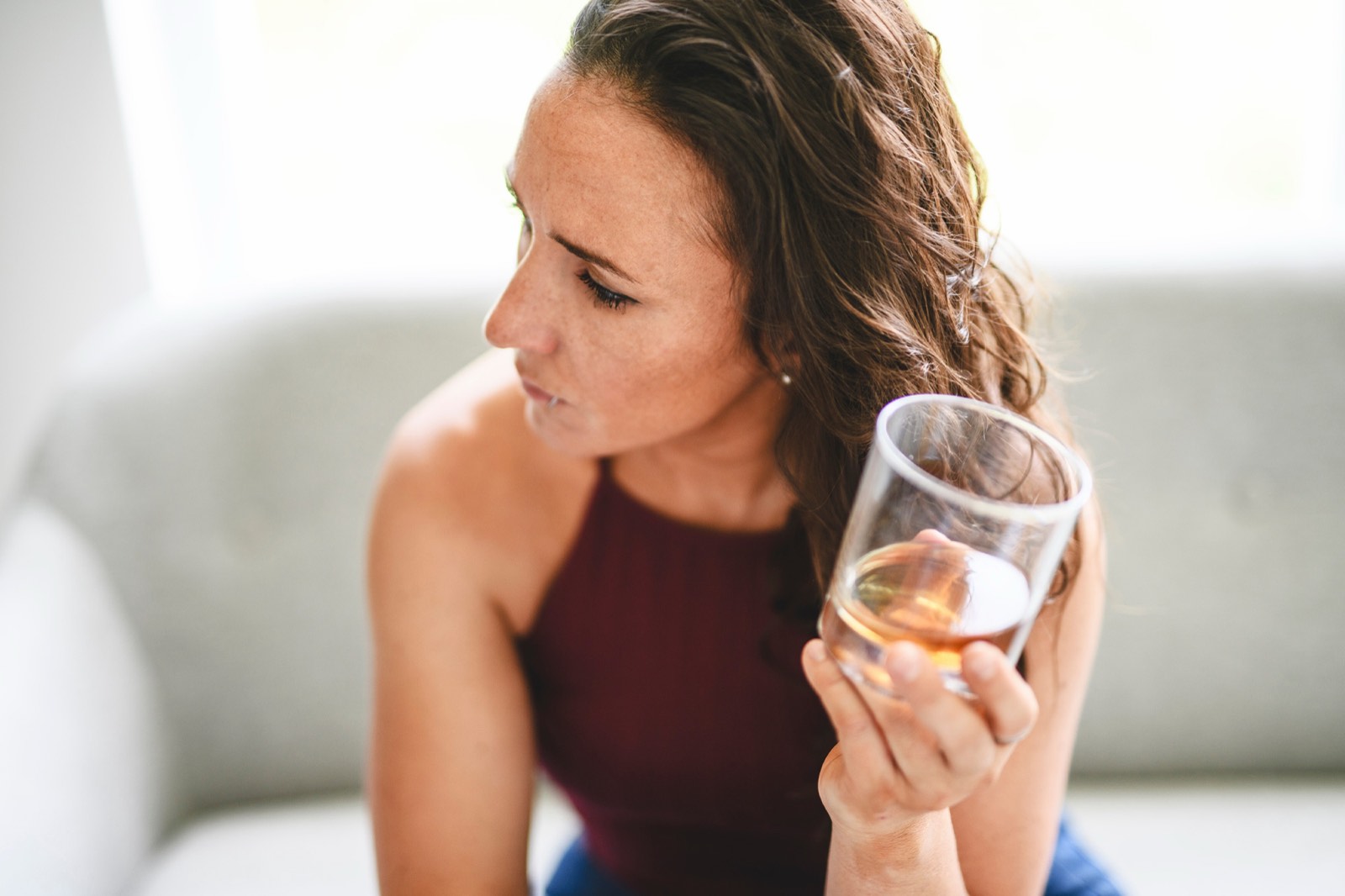 How Does Alcohol Affect Cataract Surgery Recovery?