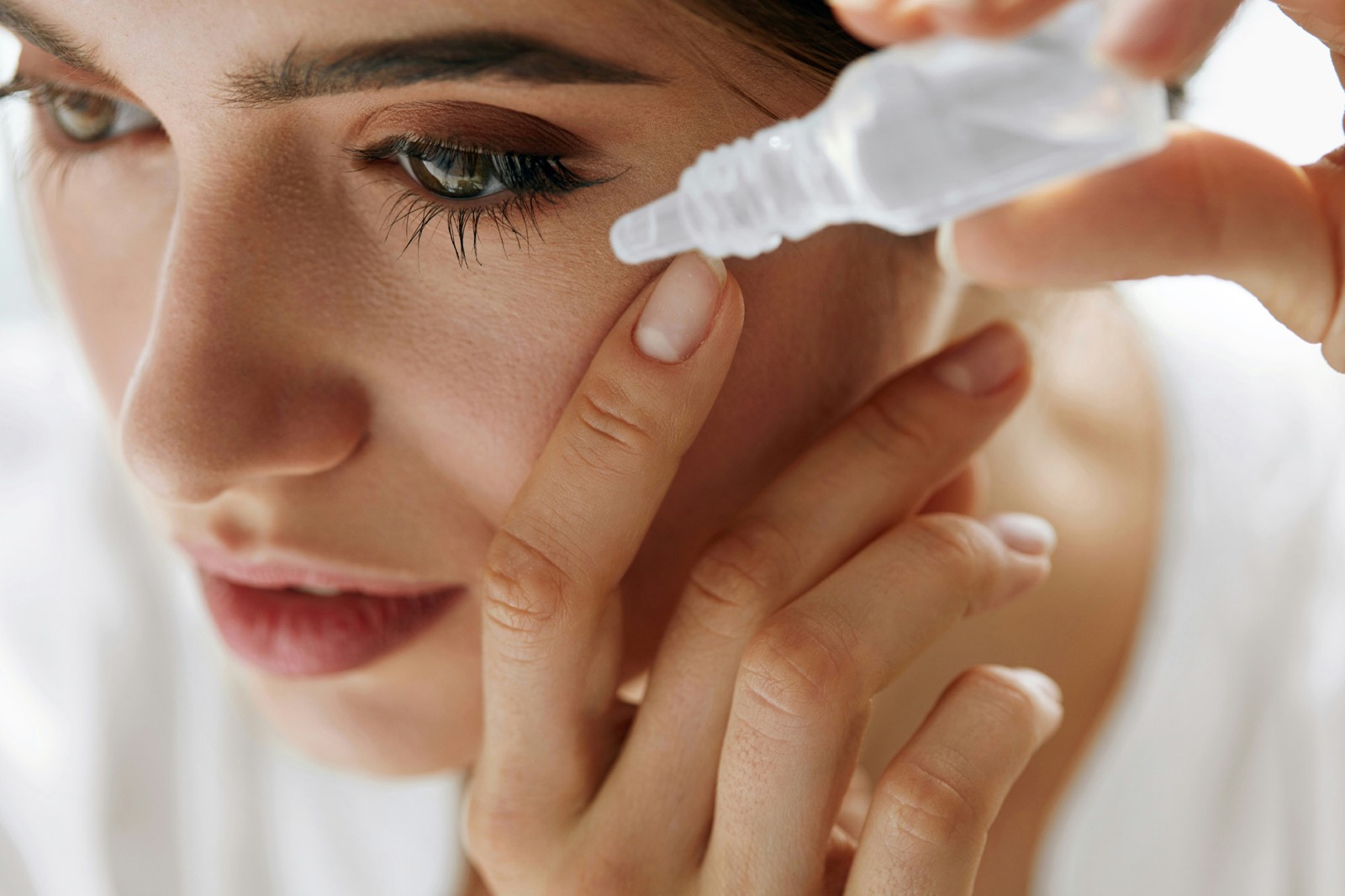 Cataract Surgery Recovery: A Day-by-Day Guide to What to Expect