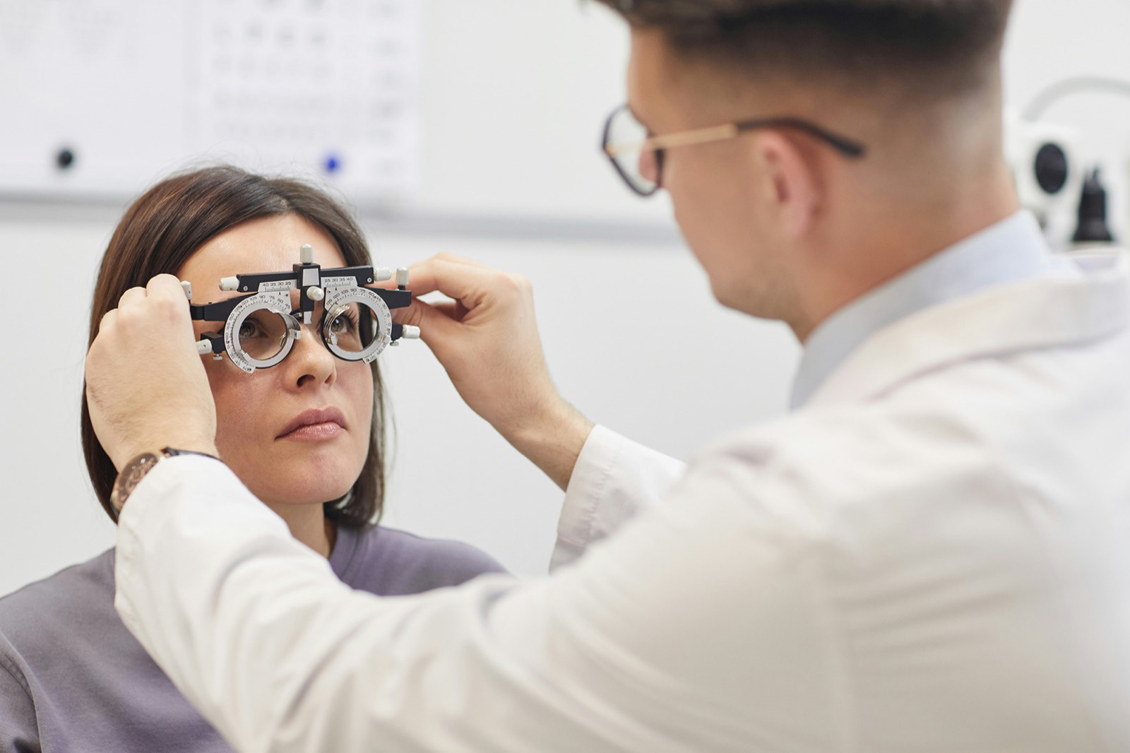 Cataract Surgery and Astigmatism: Can Both Be Corrected at Once?